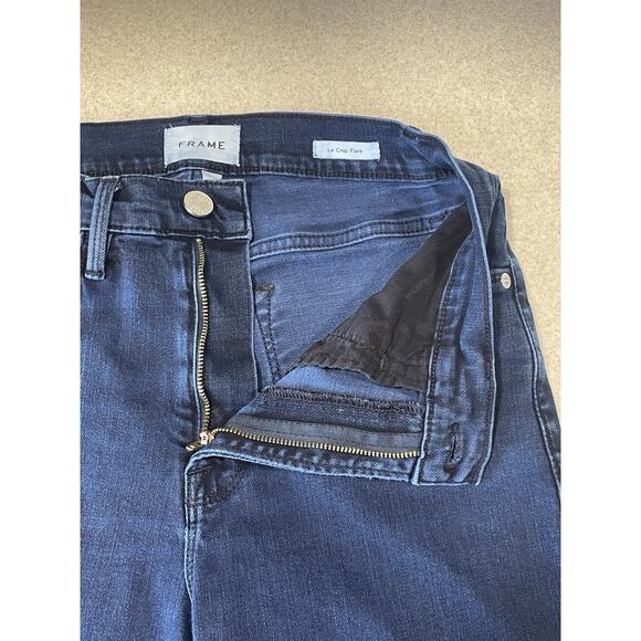 FRAME DENIM Le Crop Flare Dark Wash Blue Jeans Size 28 With Raw Hem - Picture 7 of 12